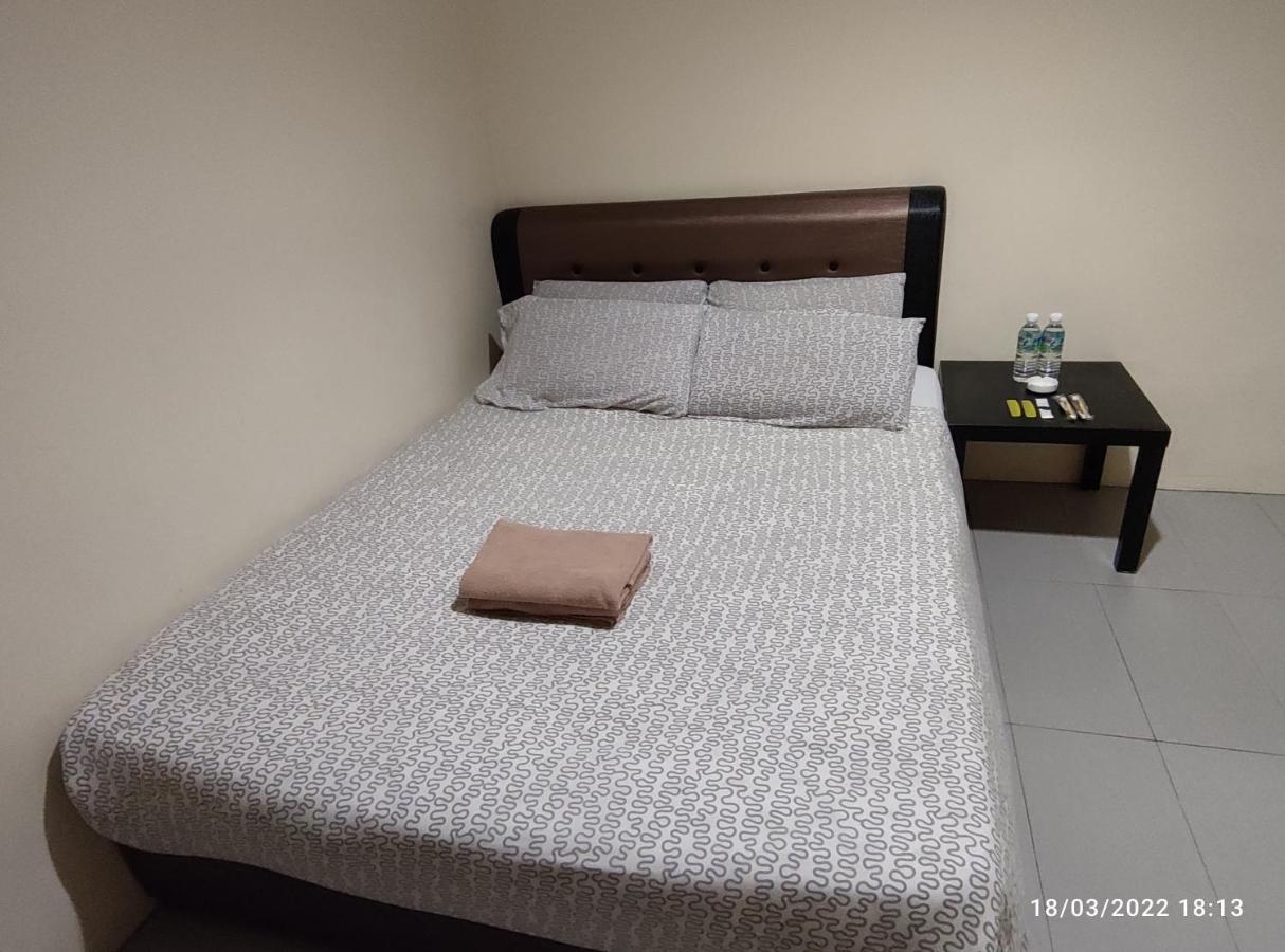 Fifty Seven Inn Batu Pahat Εξωτερικό φωτογραφία